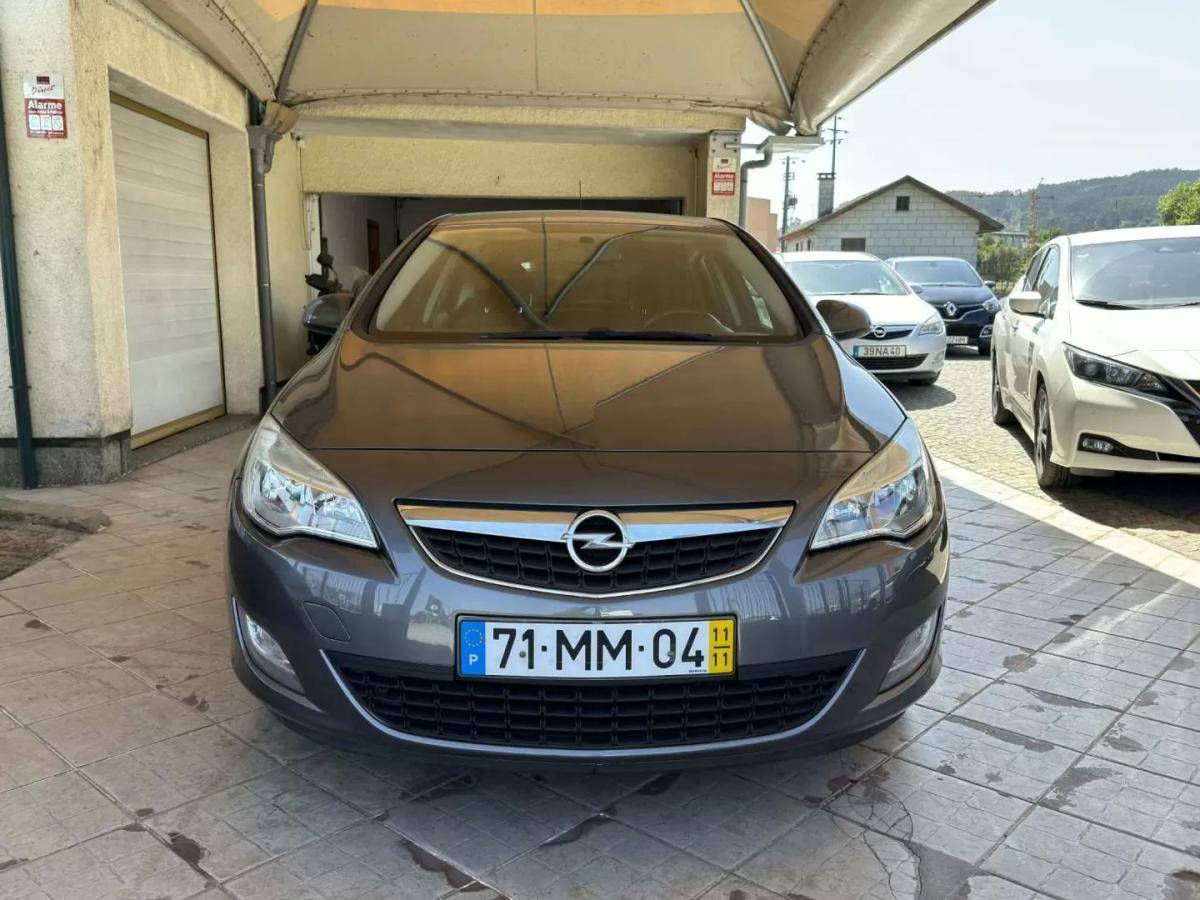 opel-astra-2011-diesel-1248cc