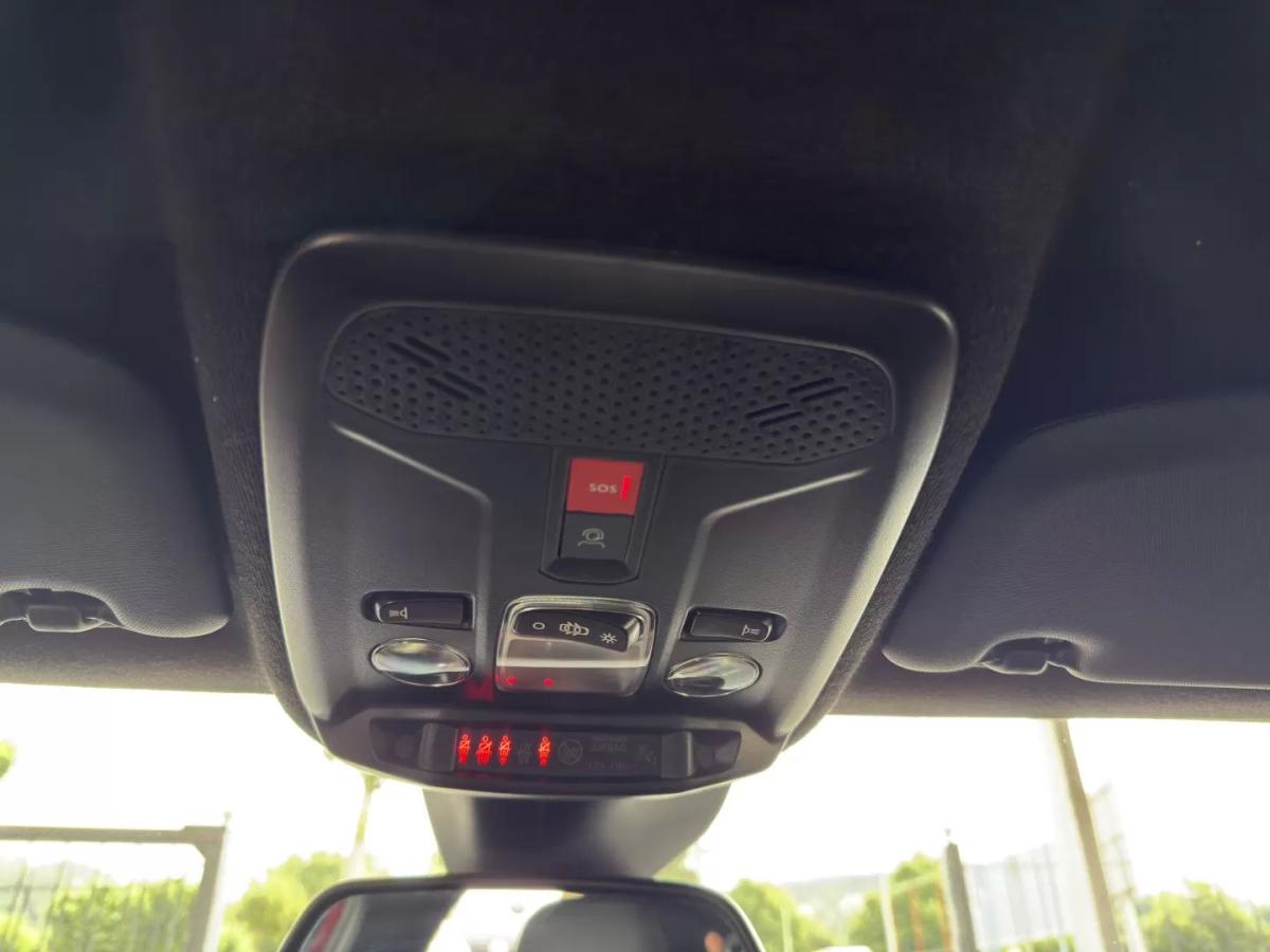 opel-corsa-2025-gasolina-1199cc
