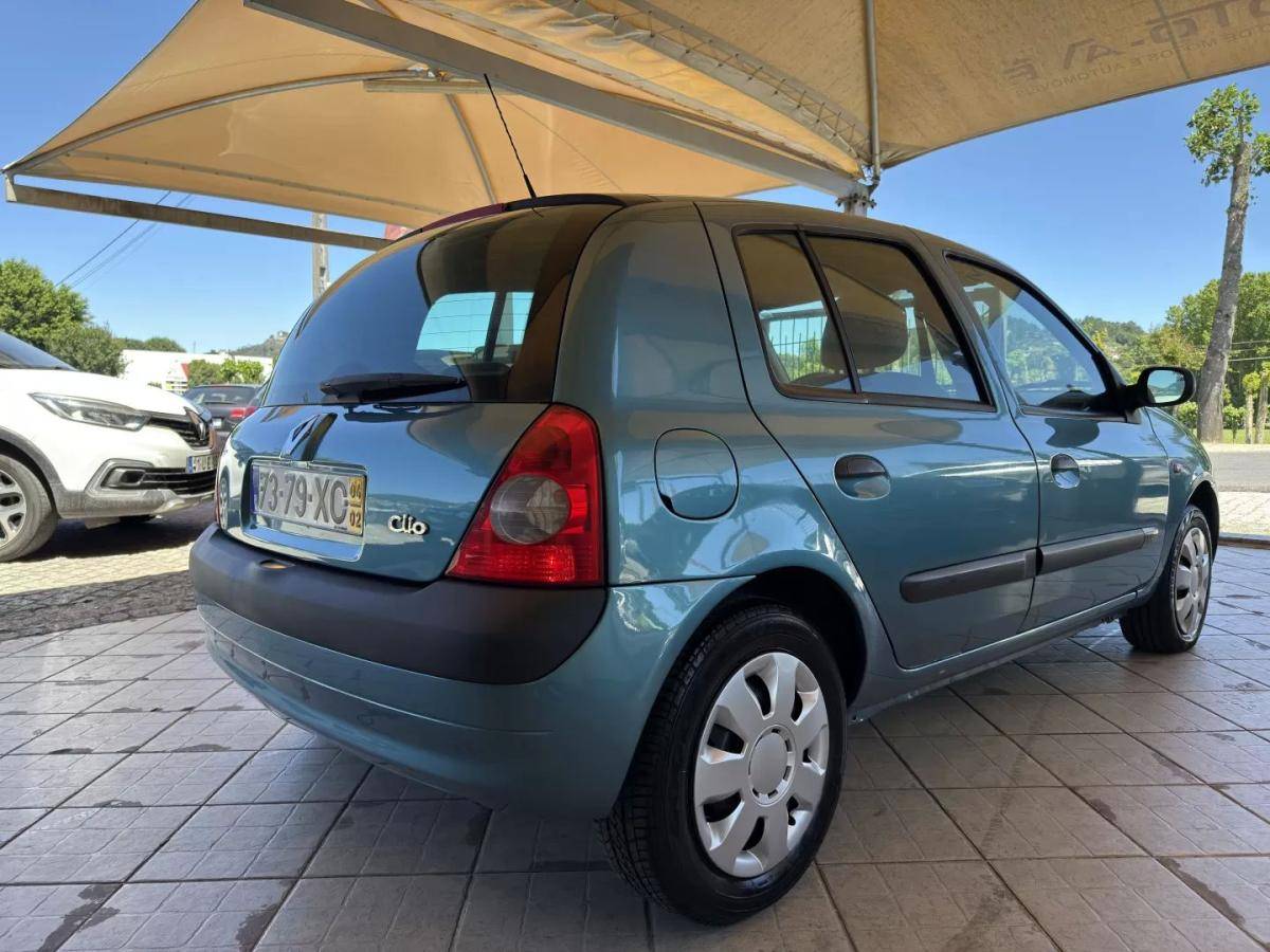renault-clio-2004-gasolina-1149cc