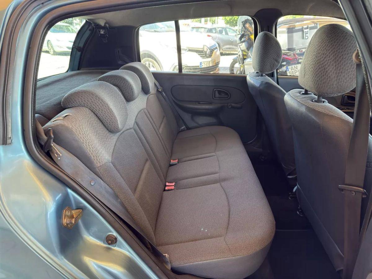 renault-clio-2004-gasolina-1149cc