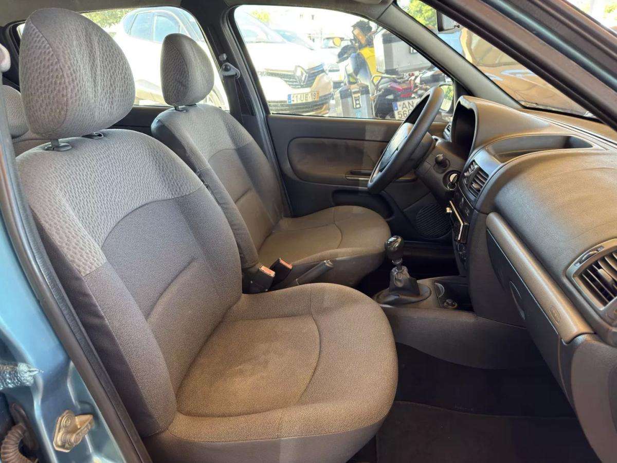 renault-clio-2004-gasolina-1149cc