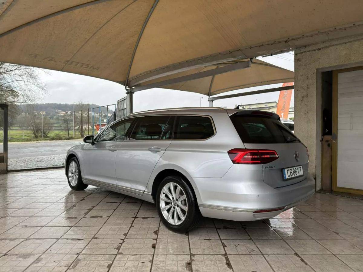 volkswagen-passat-variant-2015-diesel-1968cc