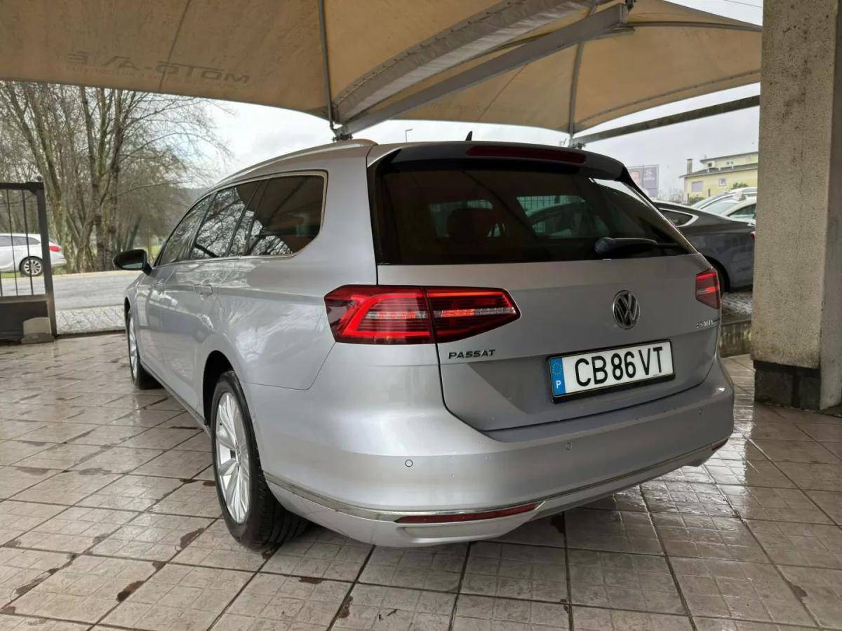 volkswagen-passat-variant-2015-diesel-1968cc