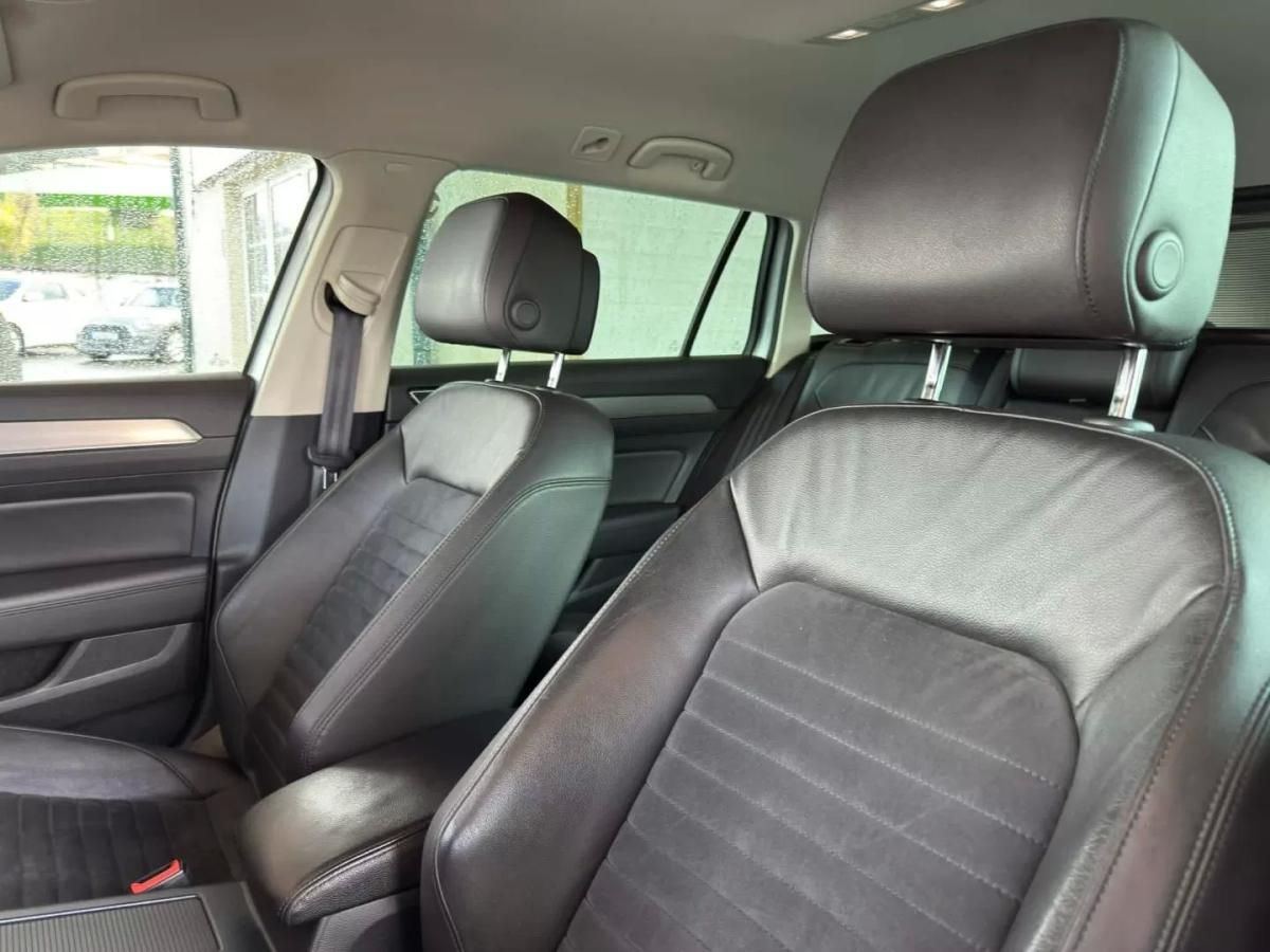 volkswagen-passat-variant-2015-diesel-1968cc