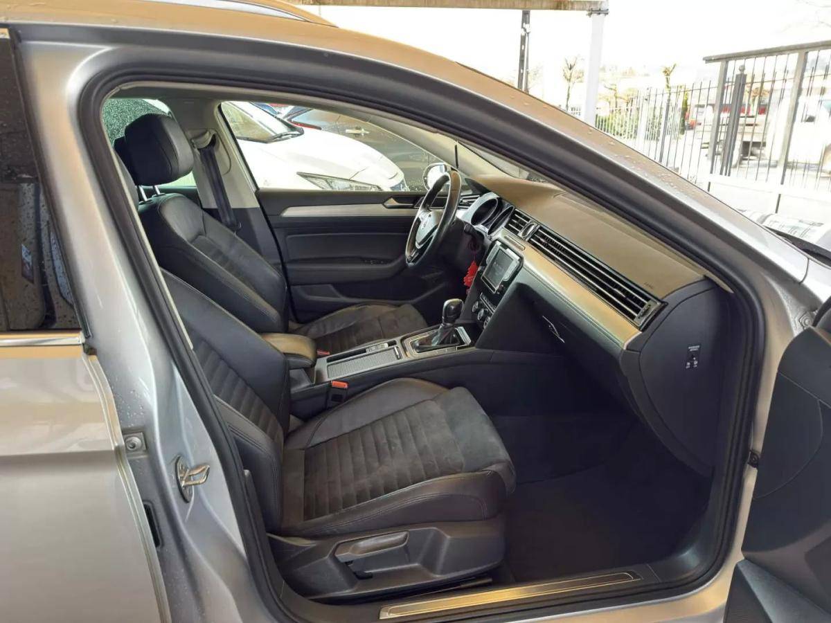 volkswagen-passat-variant-2015-diesel-1968cc
