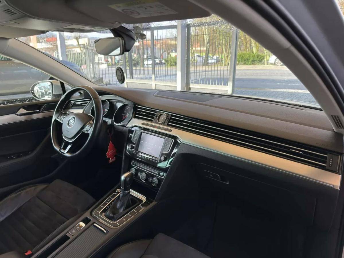 volkswagen-passat-variant-2015-diesel-1968cc