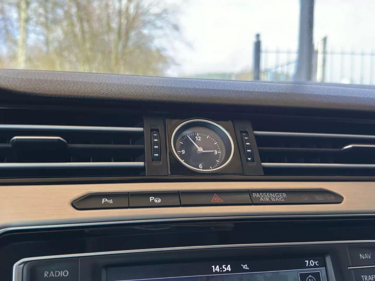 volkswagen-passat-variant-2015-diesel-1968cc