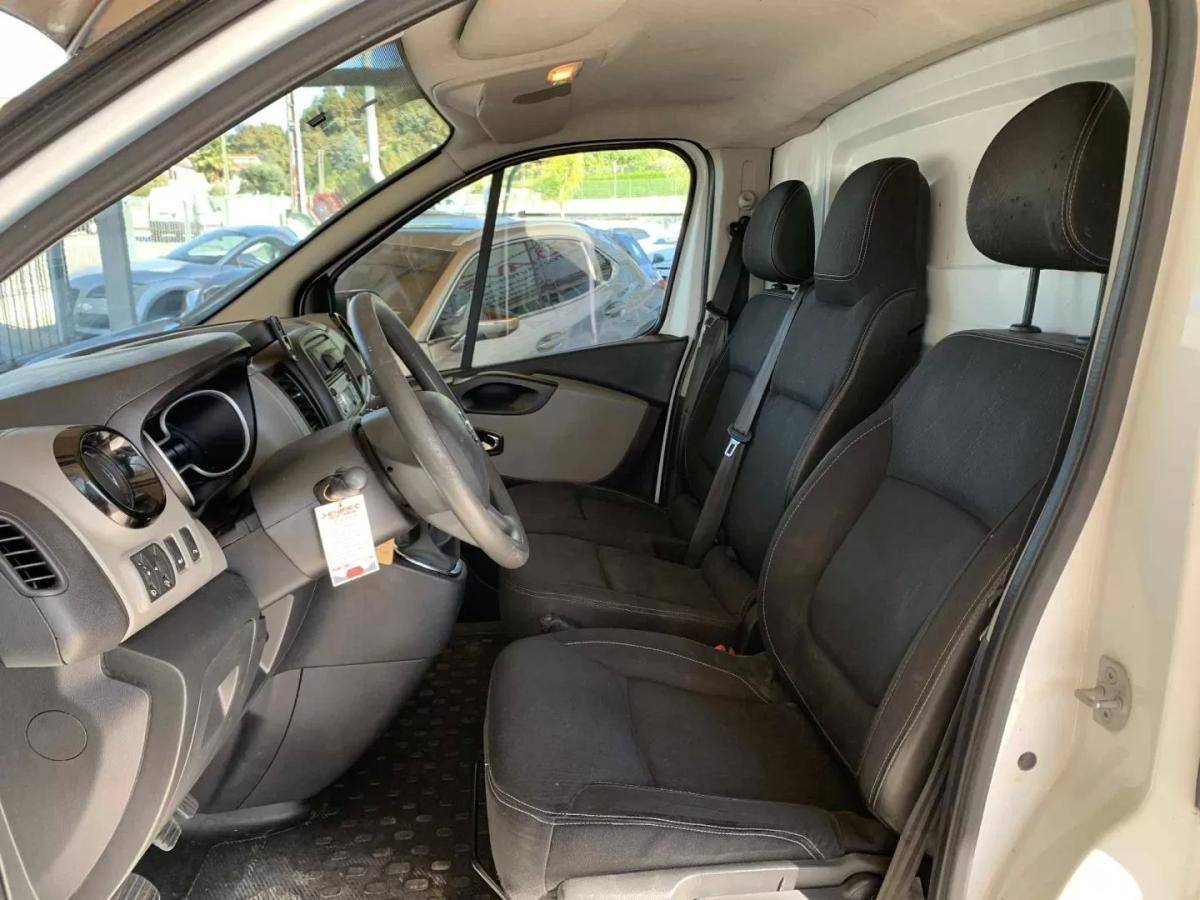 nissan-nv300-2017-diesel-1600cc