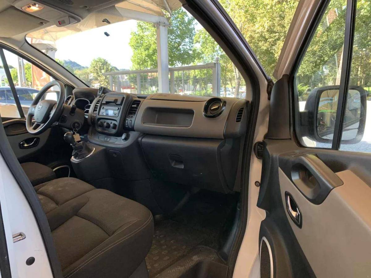 nissan-nv300-2017-diesel-1600cc