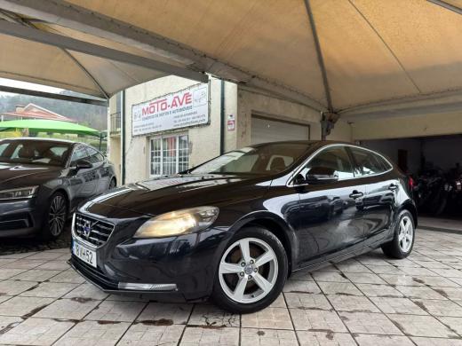 volvo-v40-2014-diesel-1560cc