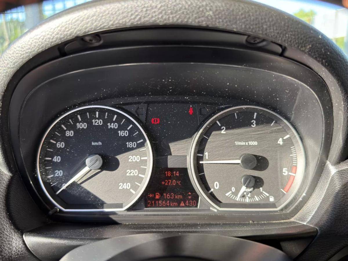 bmw-serie-1-2010-diesel-1995cc