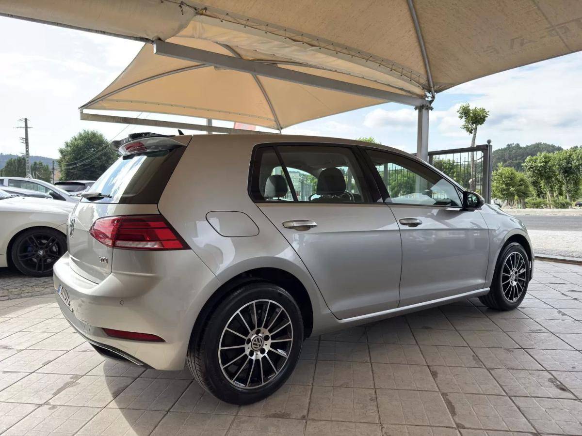 volkswagen-golf-2017-diesel-1598cc