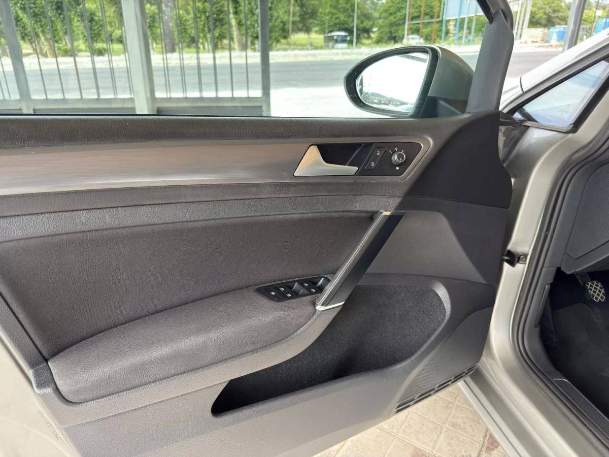 volkswagen-golf-2017-diesel-1598cc