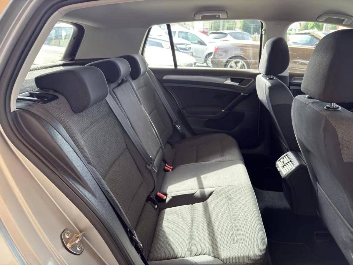 volkswagen-golf-2017-diesel-1598cc