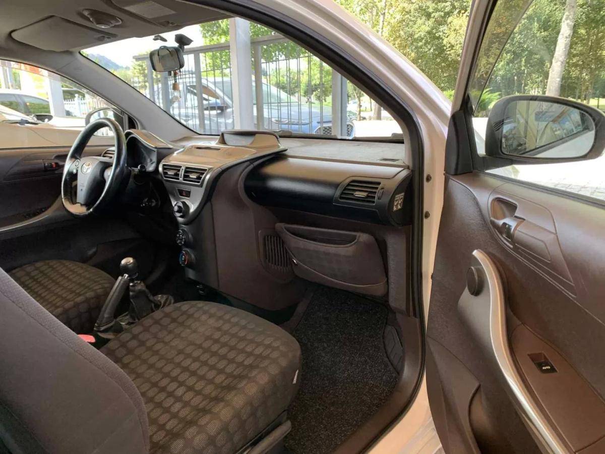 toyota-iq-2009-gasolina-998cc
