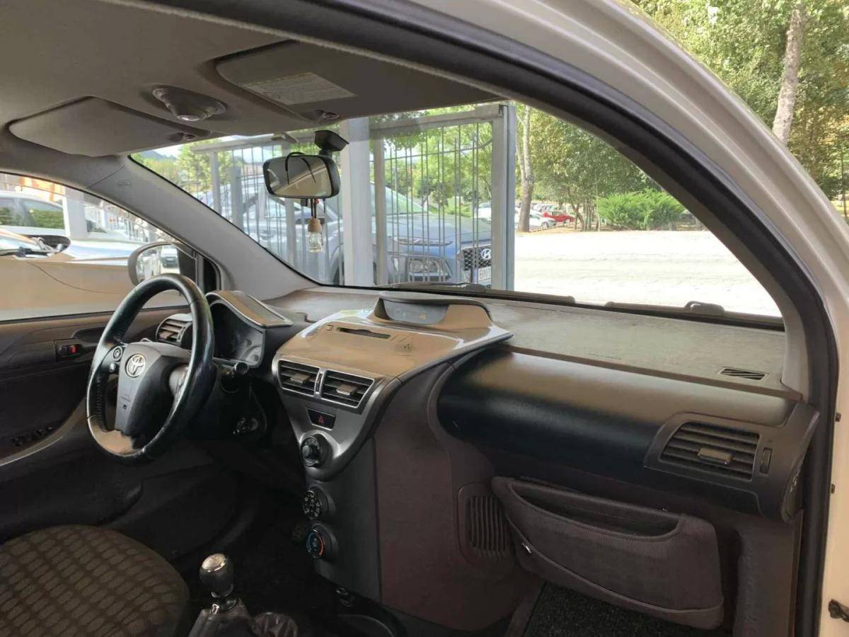 toyota-iq-2009-gasolina-998cc