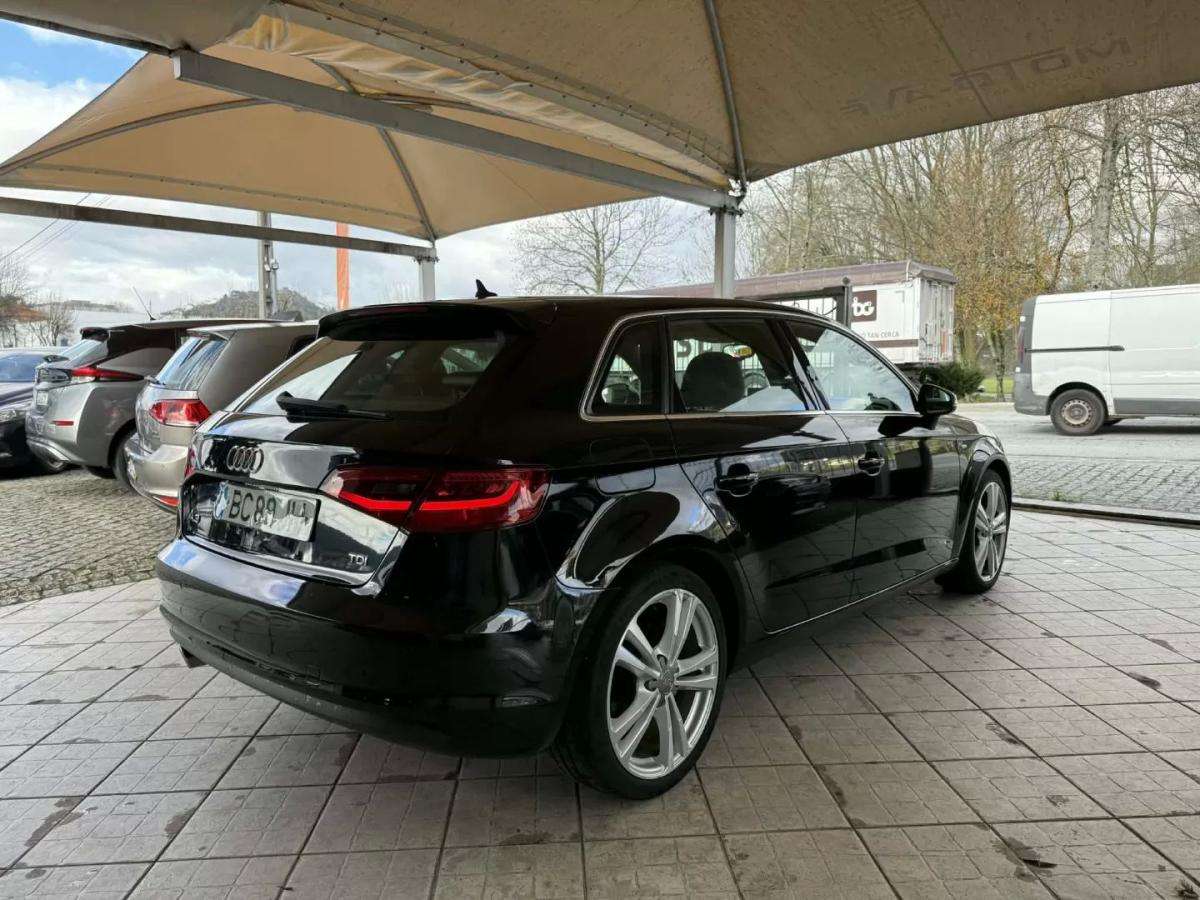 audi-a3-sportback-2015-diesel-1598cc