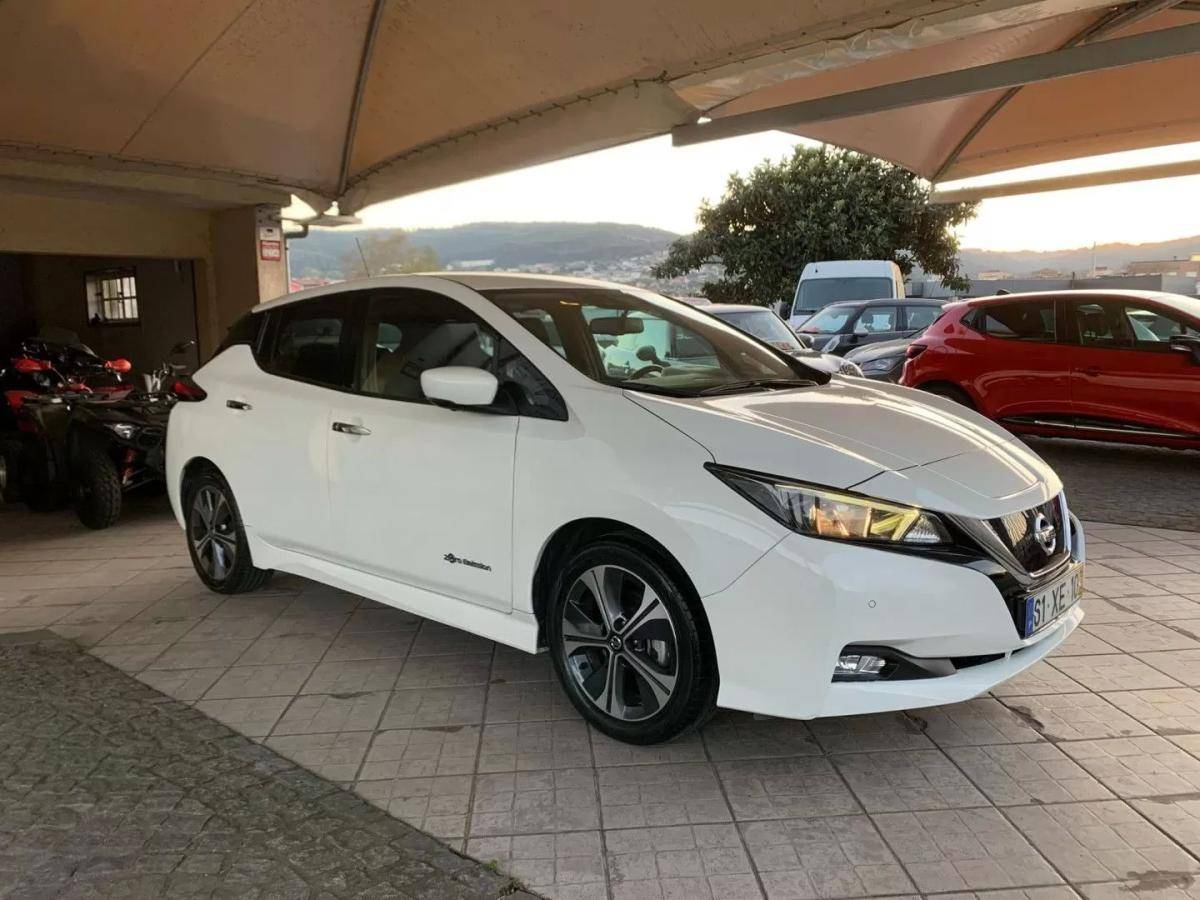nissan-leaf-2019-eletrico-200cc