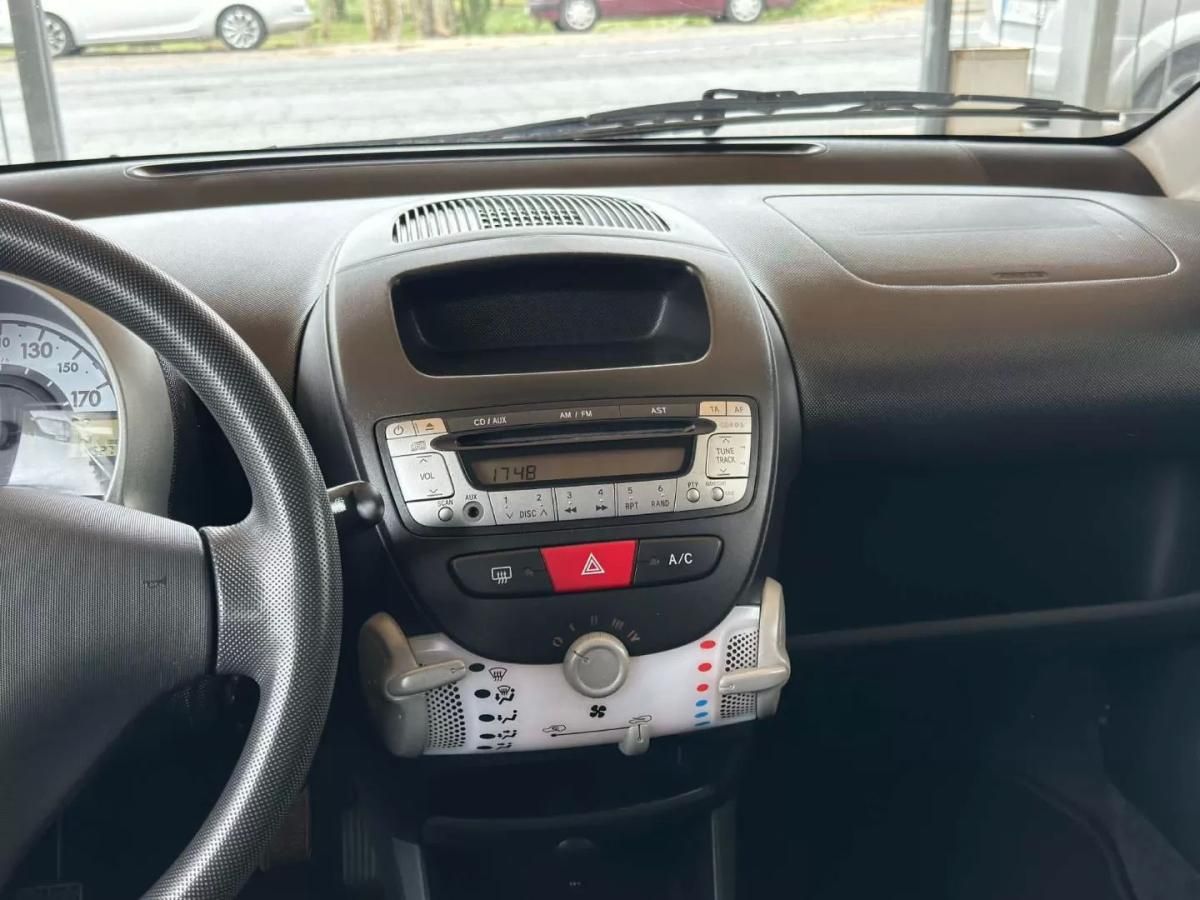 peugeot-107-2013-gasolina-998cc