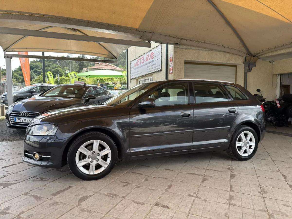 audi-a3-sportback-2010-diesel-1598cc