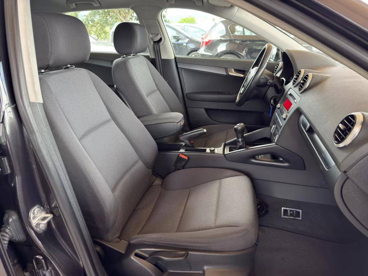 audi-a3-sportback-2010-diesel-1598cc