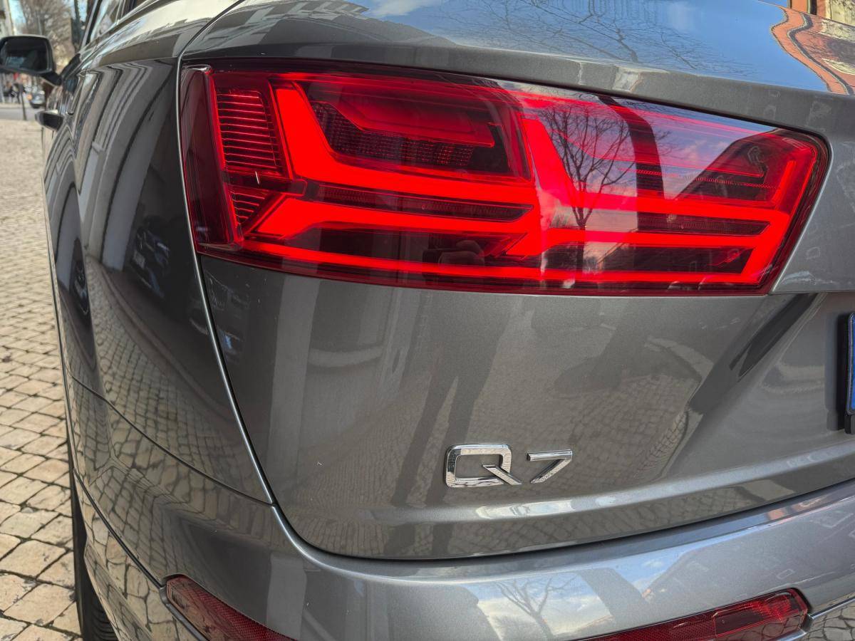 audi-q7-2016-hibrido-a-diesel-2967cc