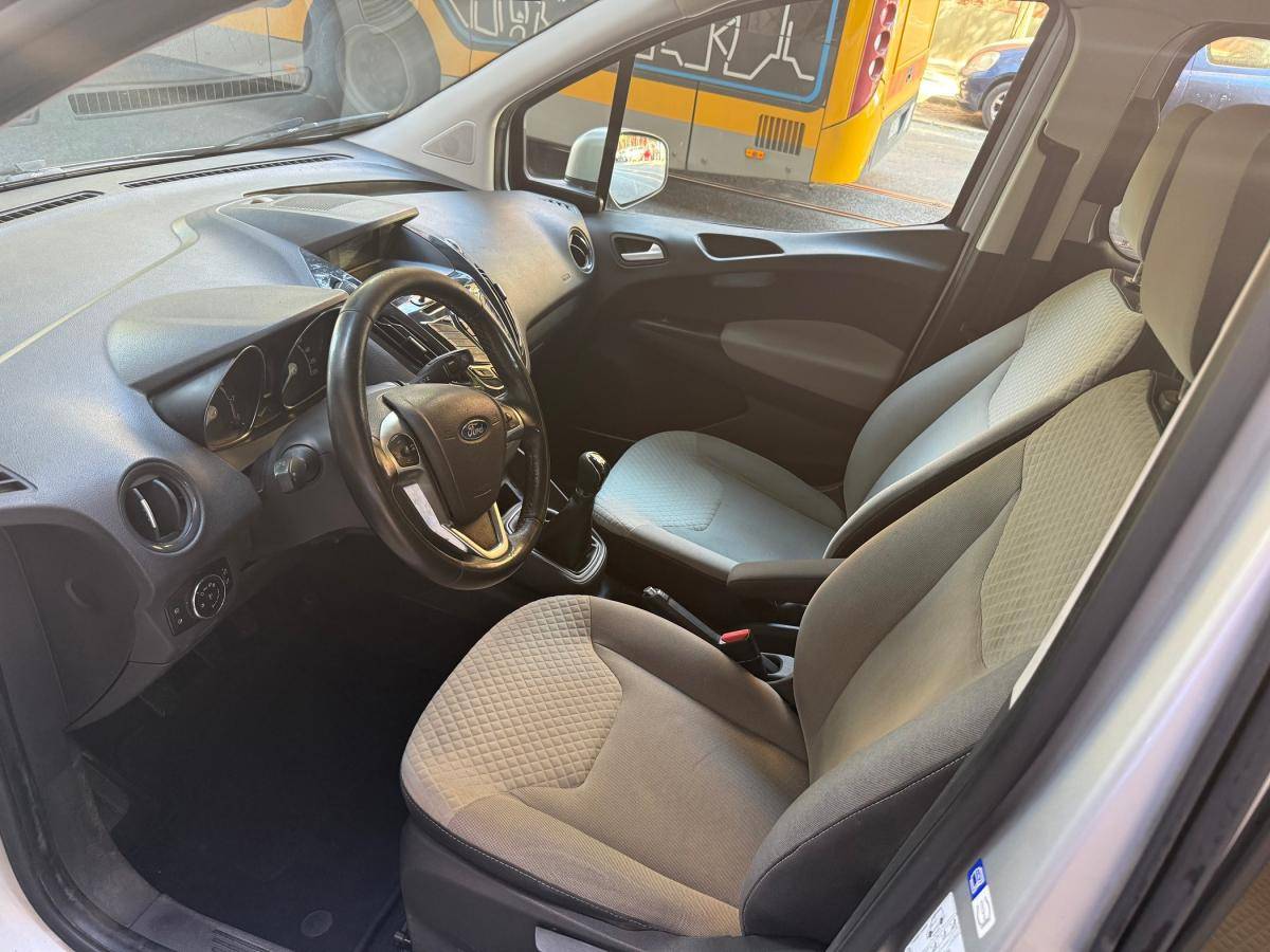 ford-tourneo-courier-2017-gasolina-998cc
