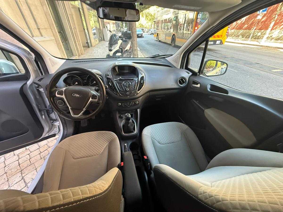 ford-tourneo-courier-2017-gasolina-998cc