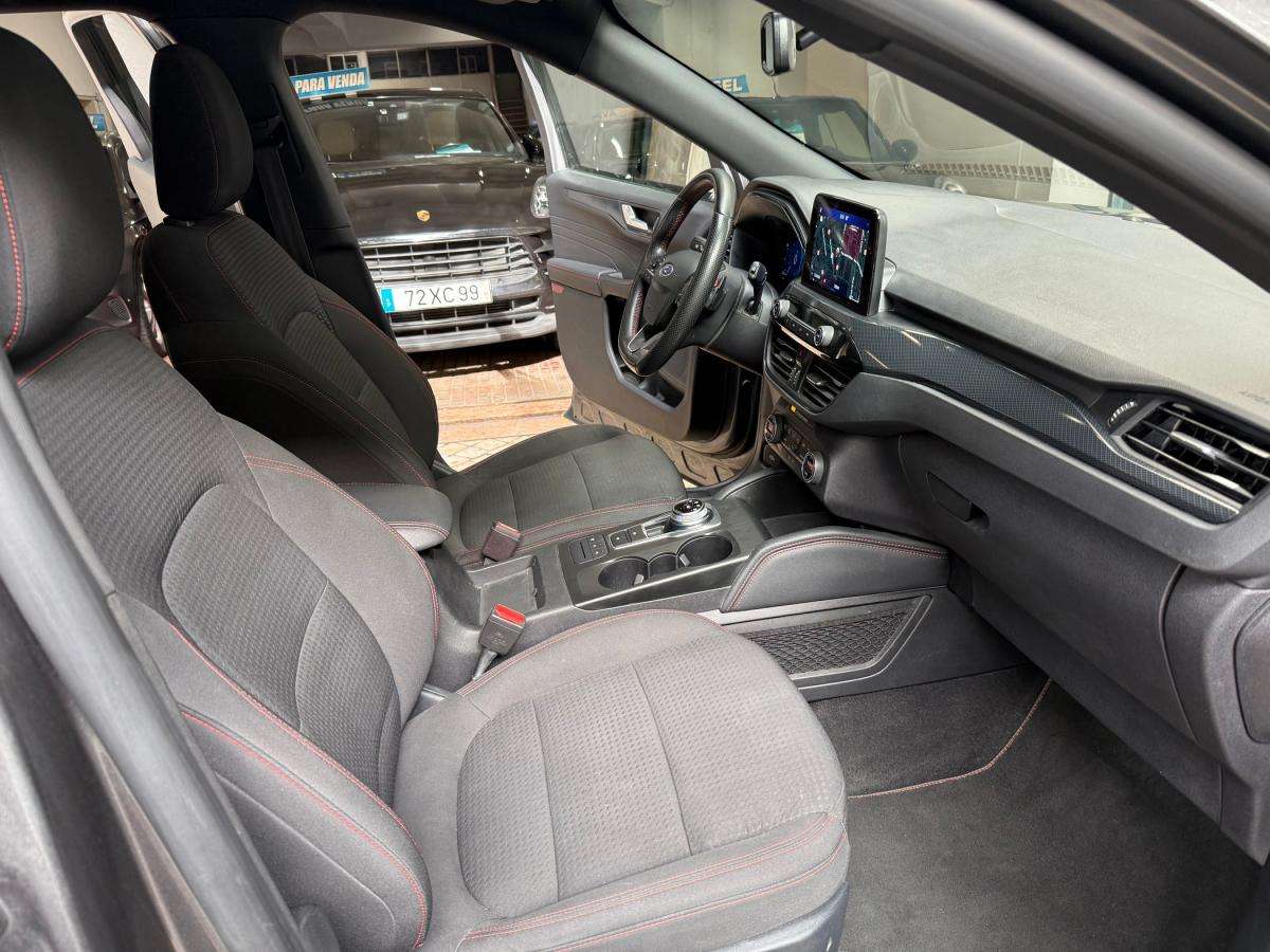 ford-kuga-2022-diesel-1499cc