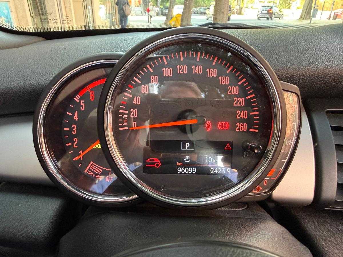 mini-cabrio-2019-diesel-1496cc