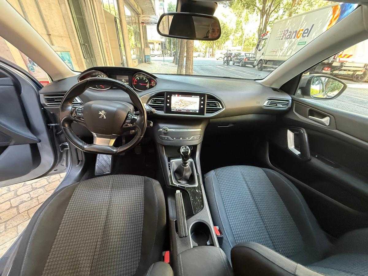 peugeot-308-2021-gasolina-1199cc