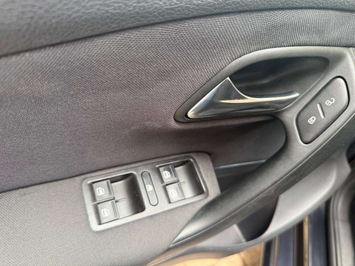 volkswagen-polo-2010-diesel-1598cc