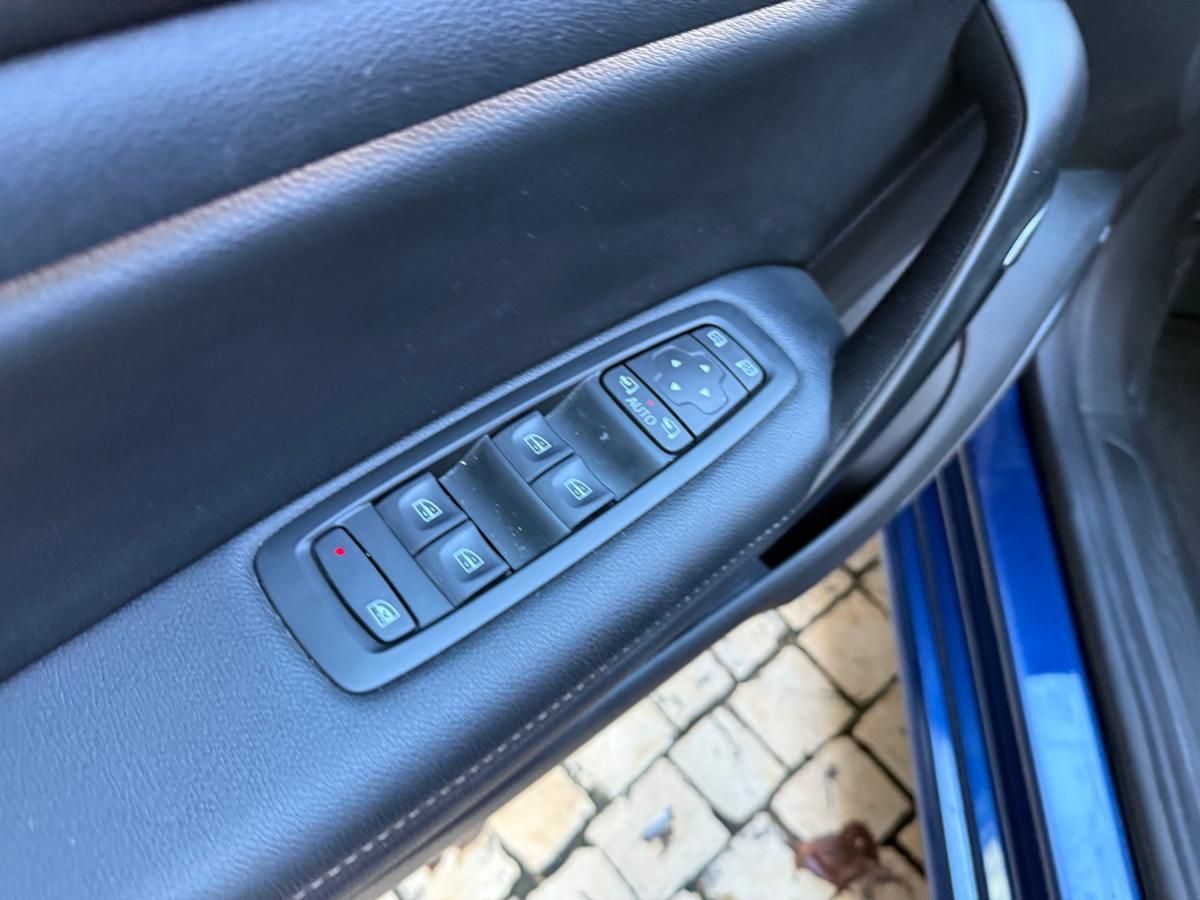 renault-megane-sport-tourer-2020-hibrido-a-gasolina-1598cc