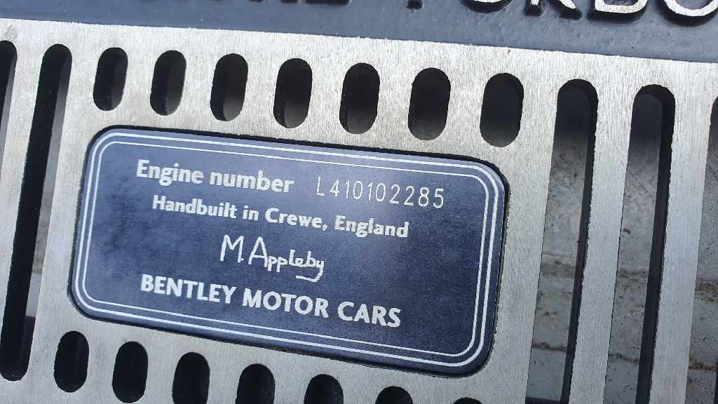 bentley-azure-6-75-v8-6-8-2001-gasolina-6761cc