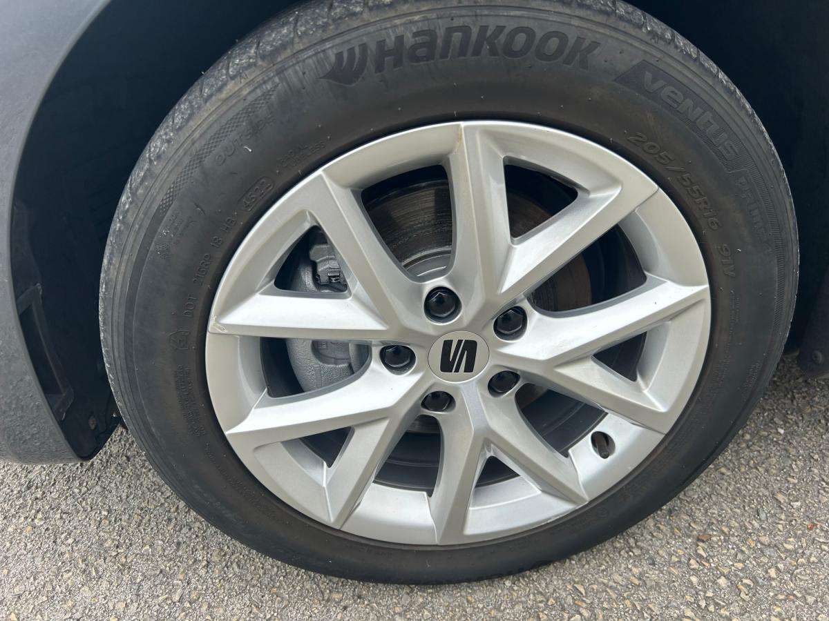 seat-leon-st-2022-gasolina-999cc