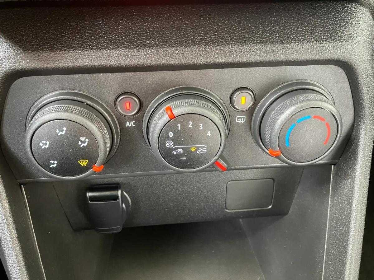 dacia-sandero-2022-gasolina-999cc