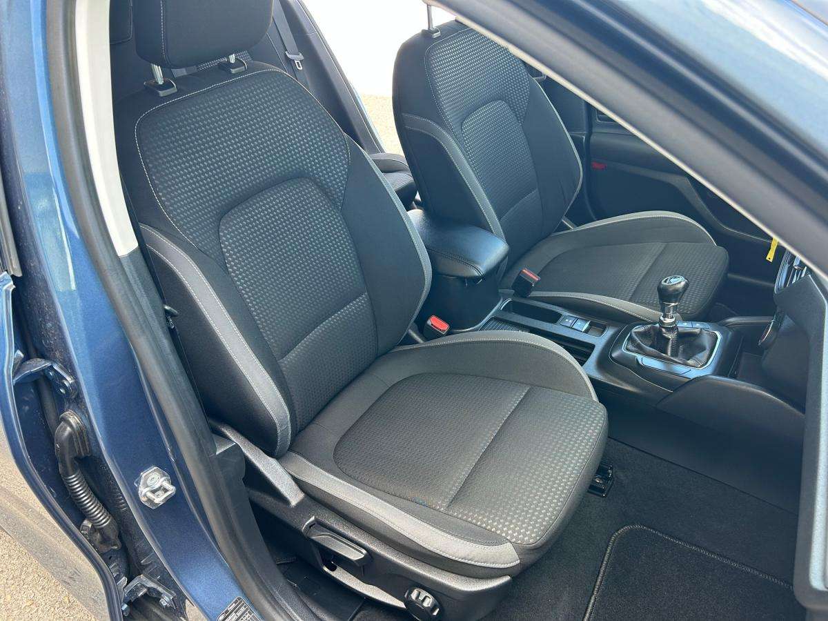 ford-focus-sw-2023-gasolina-998cc