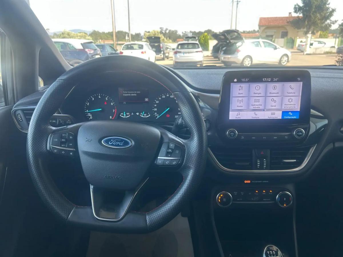 ford-fiesta-2023-gasolina-998cc