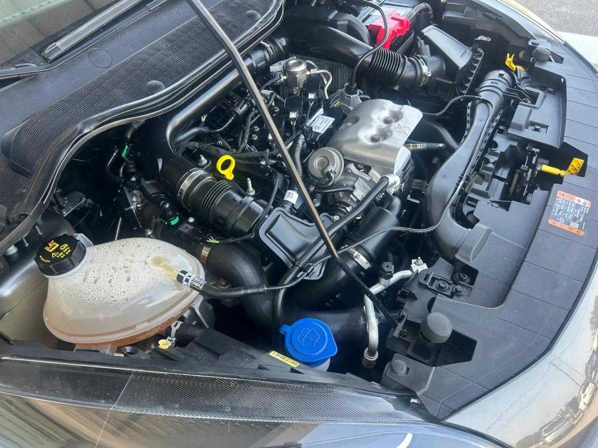 ford-fiesta-2023-gasolina-998cc