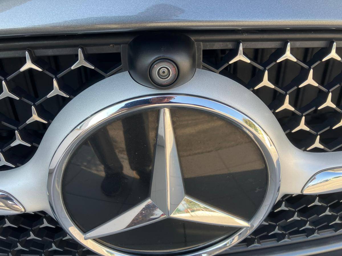 mercedes-benz-classe-c-2023-hibrido-a-gasolina-1496cc