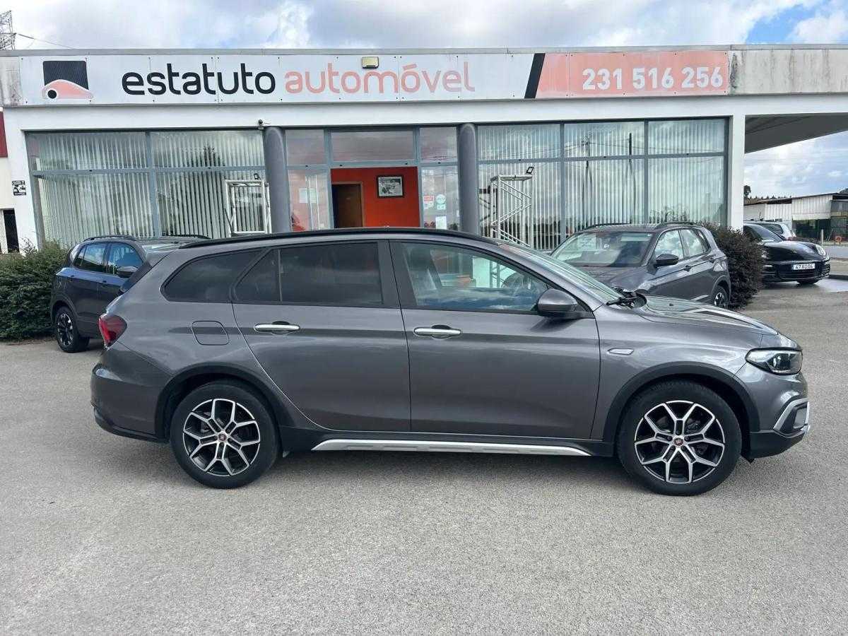 fiat-tipo-station-wagon-2023-gasolina-999cc