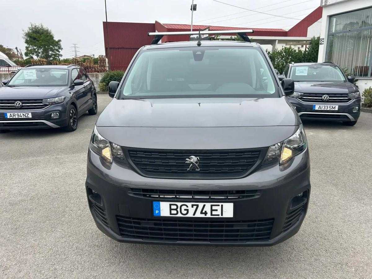 peugeot-partner-2023-diesel-1460cc