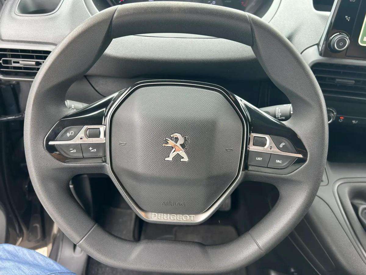 peugeot-partner-2023-diesel-1460cc