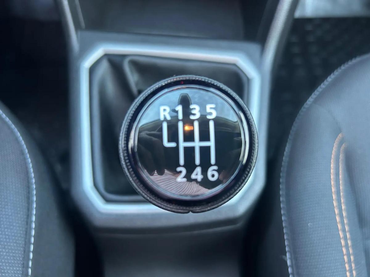 dacia-sandero-2023-gasolina-999cc
