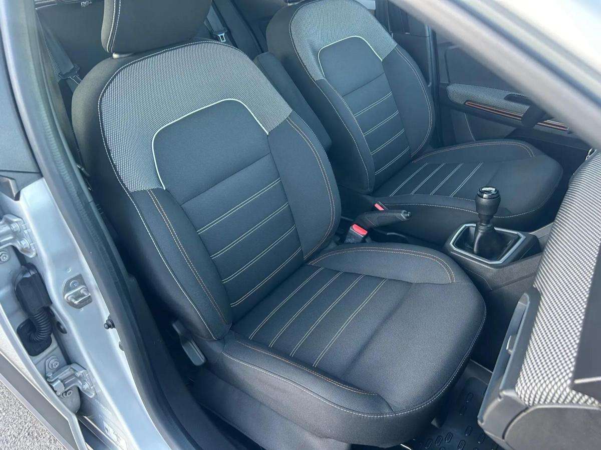 dacia-sandero-2023-gasolina-999cc