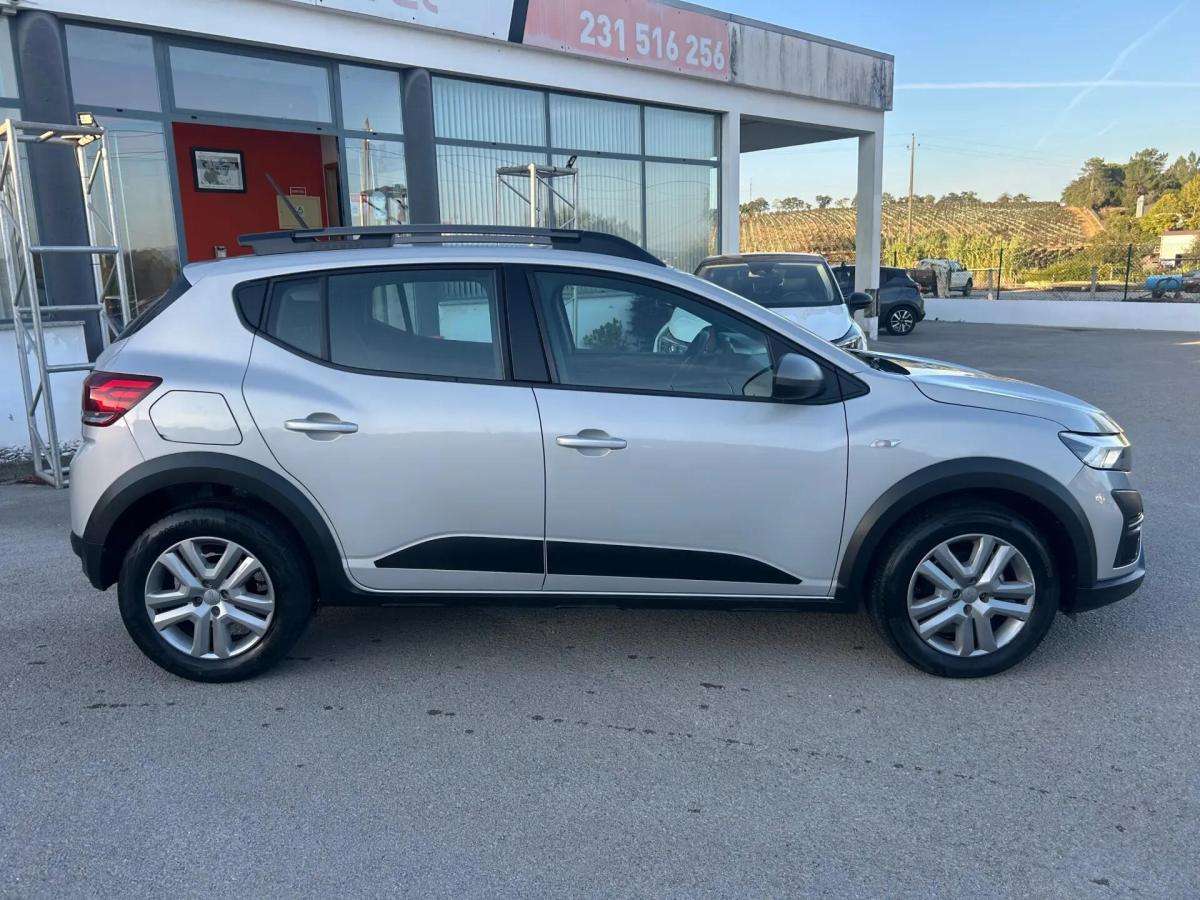 dacia-sandero-2023-gasolina-999cc