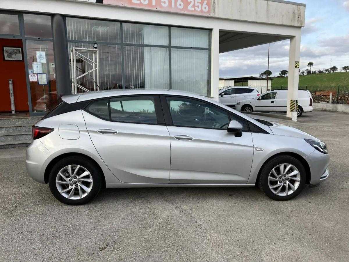 opel-astra-2019-gasolina-999cc