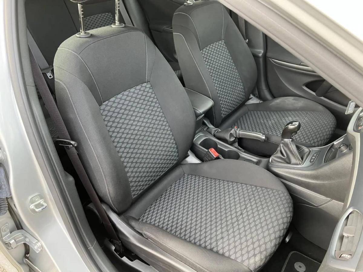 opel-astra-2019-gasolina-999cc