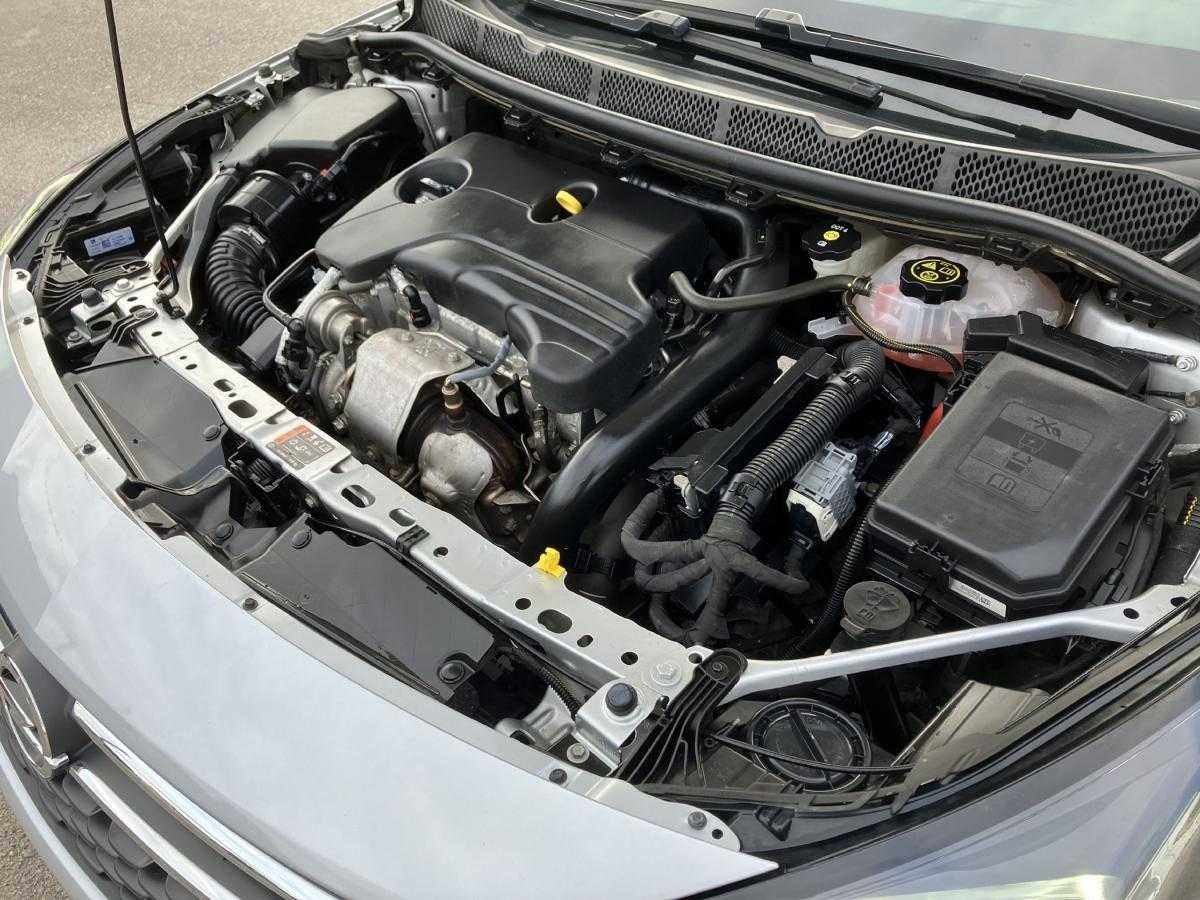 opel-astra-2019-gasolina-999cc