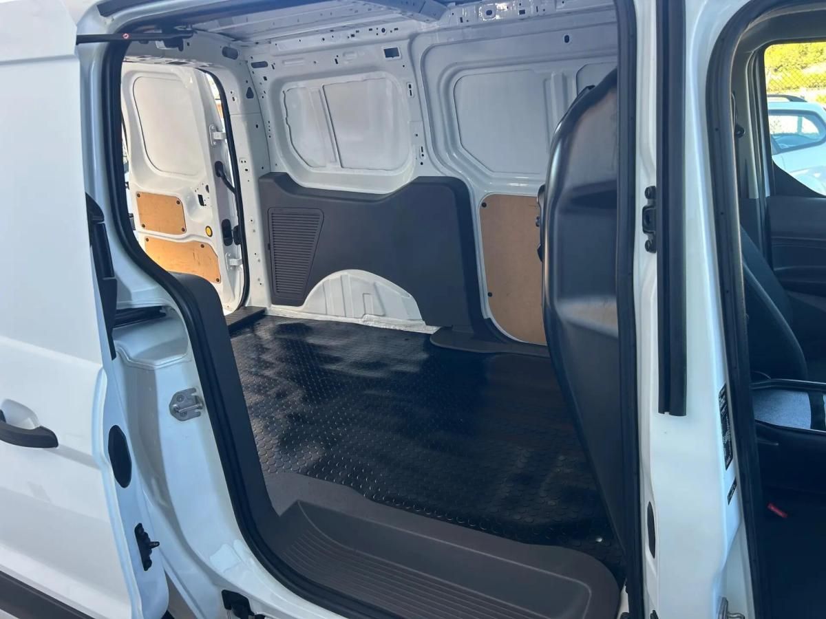 ford-transit-connect-2023-diesel-1499cc